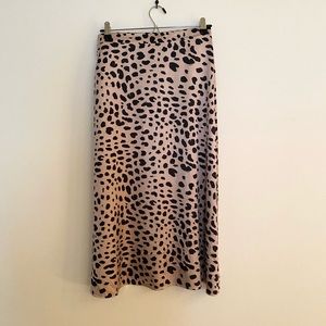 •SHEIN Dalmatian Print Skirt•